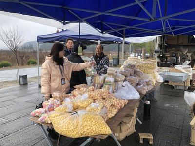 县市场监管局隆里分局开展元宵狂欢节食品安全保障工作